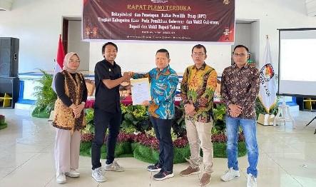 Bawaslu Kabupaten Kaur Awasi dan Hadiri Secara Melekat Proses Pleno Terbuka Rekapitulasi Penetapan Daftar Pemilih Tetap (DPT) di tingkat Kabupaten Kaur.