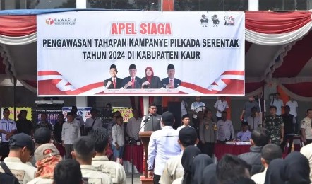 Ketua Bawaslu Kabupaten Kaur Selaku Pembina Apel Siaga Pengawasan Tahapan Kampanye pada Pemilihan Serentak Tahun 2024.