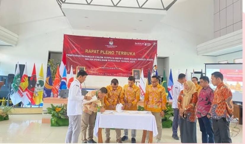 ketua dan Anggota Bawaslu kaur hadiri rapat pleno terbuka penetapan pasangan calon terpilih bupati dan wakil bupati kaur.