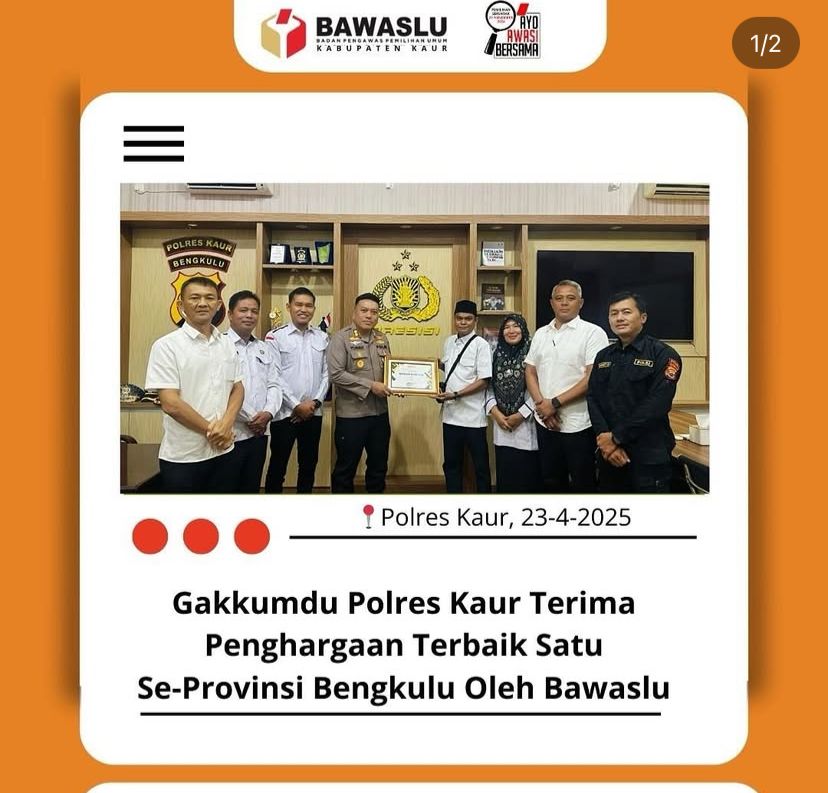 Bawaslu kaur serahan Piagam Perhanggan atas capaian Polres Kaur dalam tim penegakan hukum terpadu