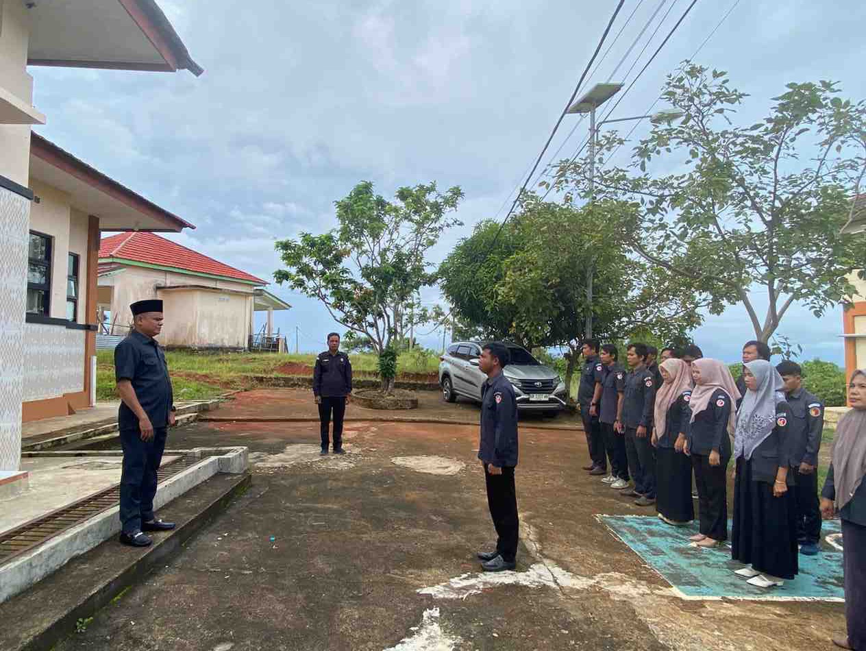Pimpin Apel Pagi, Ketua Bawaslu Kaur Muslihuddin Tekankan Soliditas dan Saling Dukung dalam Persiapan P2P
