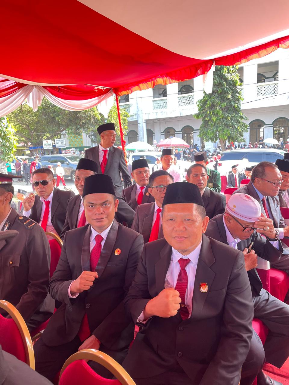 Ketua Bawaslu Kabupaten Kaur Menghadiri Upacara HUT Ke-81 Kemerdekaan Republik Indonesia Dilapangan Merdeka Bintuhan