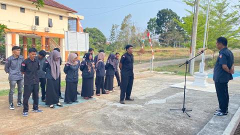 Gelar Apel Pagi, Sisanto Tekankan Kesiapan Sekretariat untuk Program "Bawaslu Membelajarkan Vol. 2"