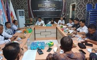 Anggota Bawaslu Kabupaten Kaur Kordiv Penanganan Pelanggaran dan Penyelesaian Sengketa (PPPS) Bawaslu Kabupaten Kaur dan staf  hadiri rapat persiapan pelaksanaan debat Pasangan calon dan penyusunan jadwal rapat umum