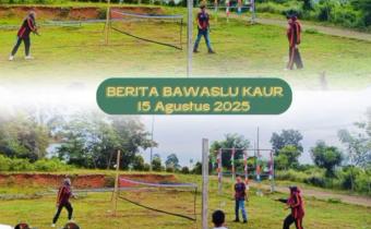 Sekretariat Bawaslu Kabupaten Kaur lakukan olahraga Badminton di Jumat pagi.