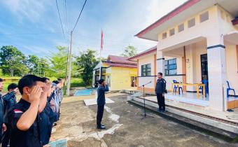 Apel Pagi, Sisanto, S.Sos Tekankan Peningkatan Kinerja dan Integritas Memasuki Pertengahan Tahun