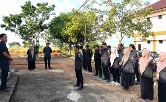 Apel Pagi dipimpin oleh Kordiv P3S Hendra Gunawan, S.Kom. Dalam arahannya, Hendra menegaskan pentingnya penguatan kapasitas SDM secara menyeluruh