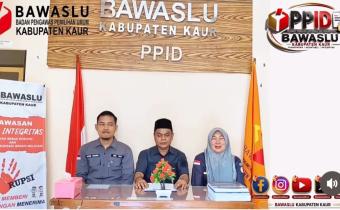 Ketua Bawaslu Kabupaten Kaur Mewakili Lembaga menegaskan tekad untuk memperkuat pelaksanaan informasi publik agar masyarakat memperoleh hak atas informasi secara terbuka, adil dan bertanggung jawab.