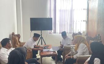 jajaran pimpinan Bawaslu Kabupaten Kaur melakukan kunjungan kerja resmi ke Kantor Pemerintah Kabupaten Kaur